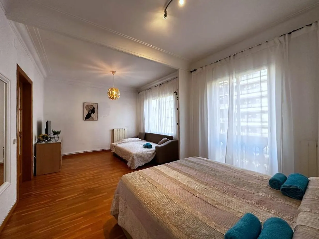 Rooms Aragon Barcelona Spain