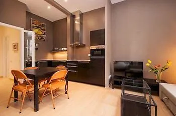 Rooms Aragon Barcelona Bed & Breakfast
