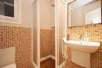 Rooms Aragon Barcelona Bed & Breakfast