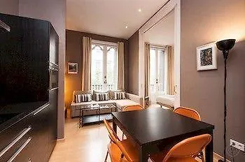 Rooms Aragon Barcelona Bed & Breakfast